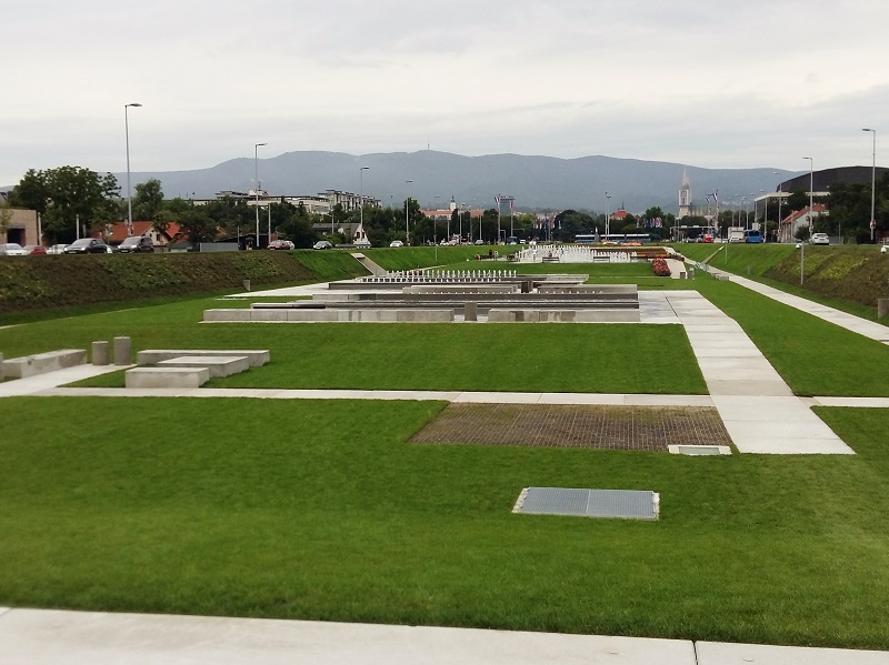 Bandiceve Fontane Pustene U Rad Zagrebacka Vodena Razglednica U